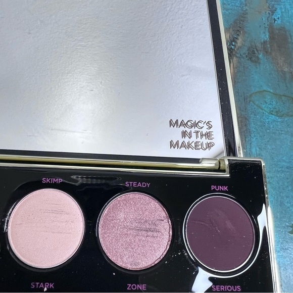 URBAN  DECAY UD X GWEN STEFANI EYESHADOW PALETTE - Picture 6 of 11